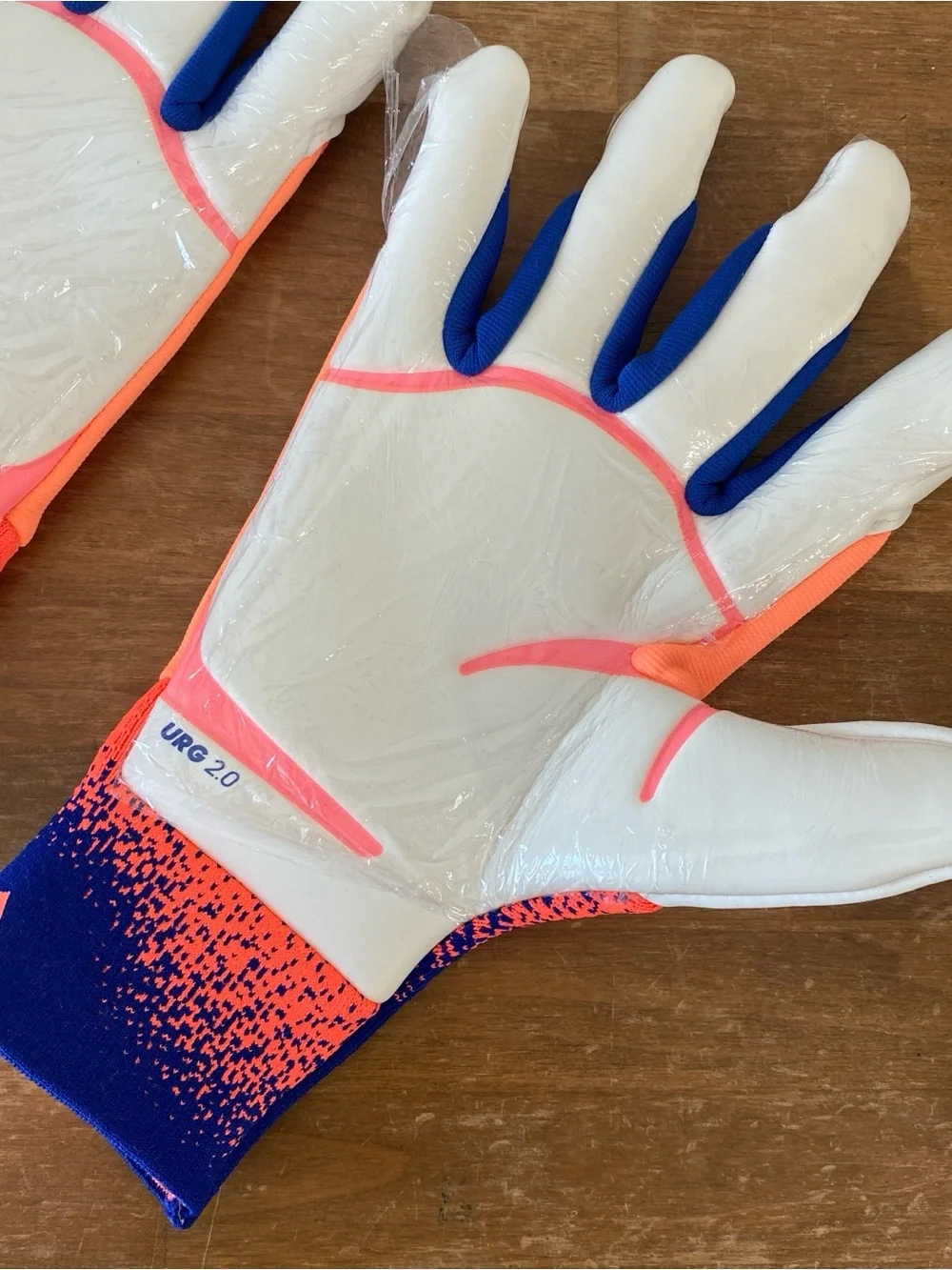 Adidas Predator Pro Hybrid Cut Goalkeeper Gloves Orange JN5364 $140 - Size 12
